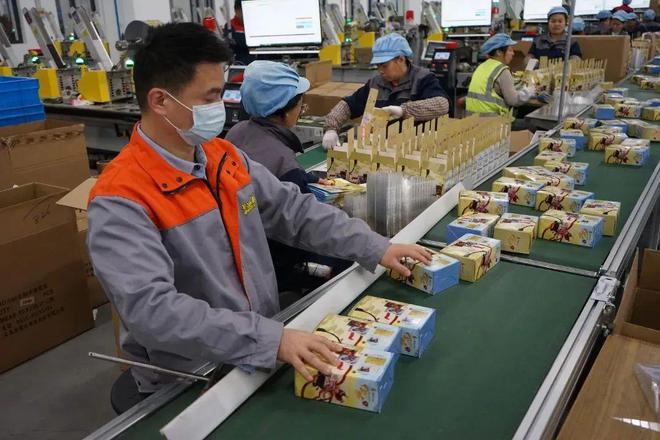难求” 成爆款竟然是开化出品！开元棋牌试玩哪吒卡牌 “一卡(图2)